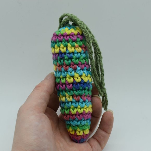 Crochet catnip rainbow carrot cat toy - Picture 1 of 5